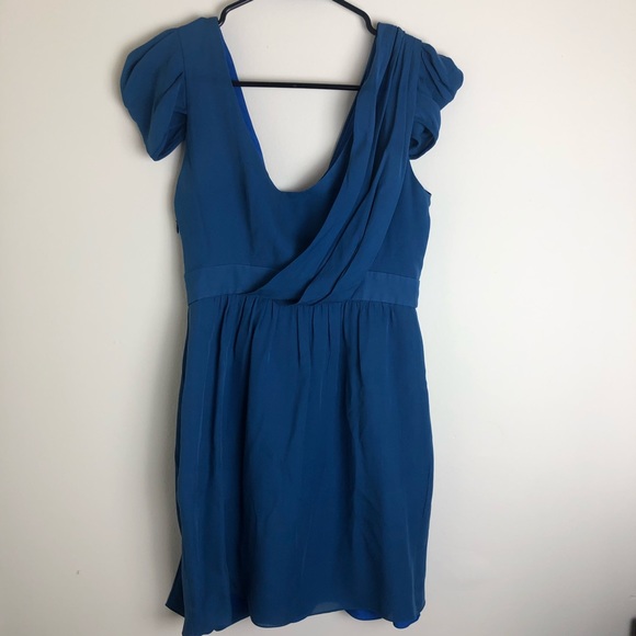 Tobi Grecian Dress - Picture 4 of 6
